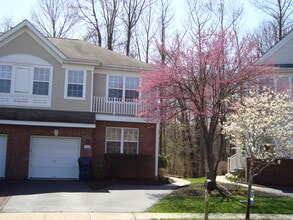 Building Photo - 256 Fountayne Ln