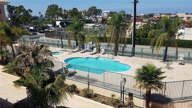 Primary Photo - 11410 Brookshire Ave