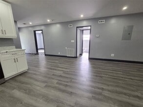 Building Photo - 8227 NW 39th St