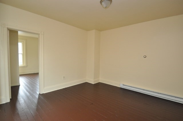 Foto del edificio - 51 E Union Blvd