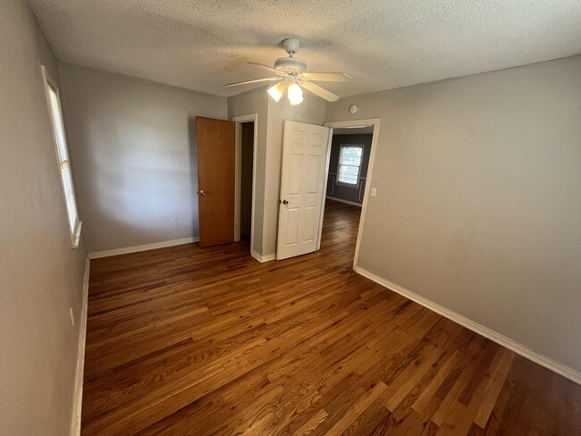 Building Photo - 2606 39th St