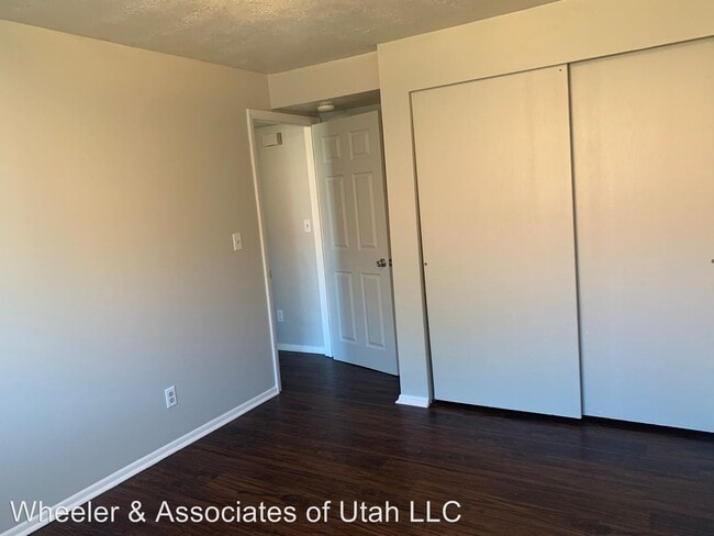 Building Photo - 1724 N 1450 W