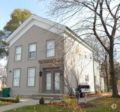 Building Photo - 219 S Main St