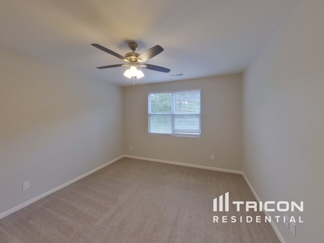 Building Photo - 233 William Dylan Drive Murfreesboro TN