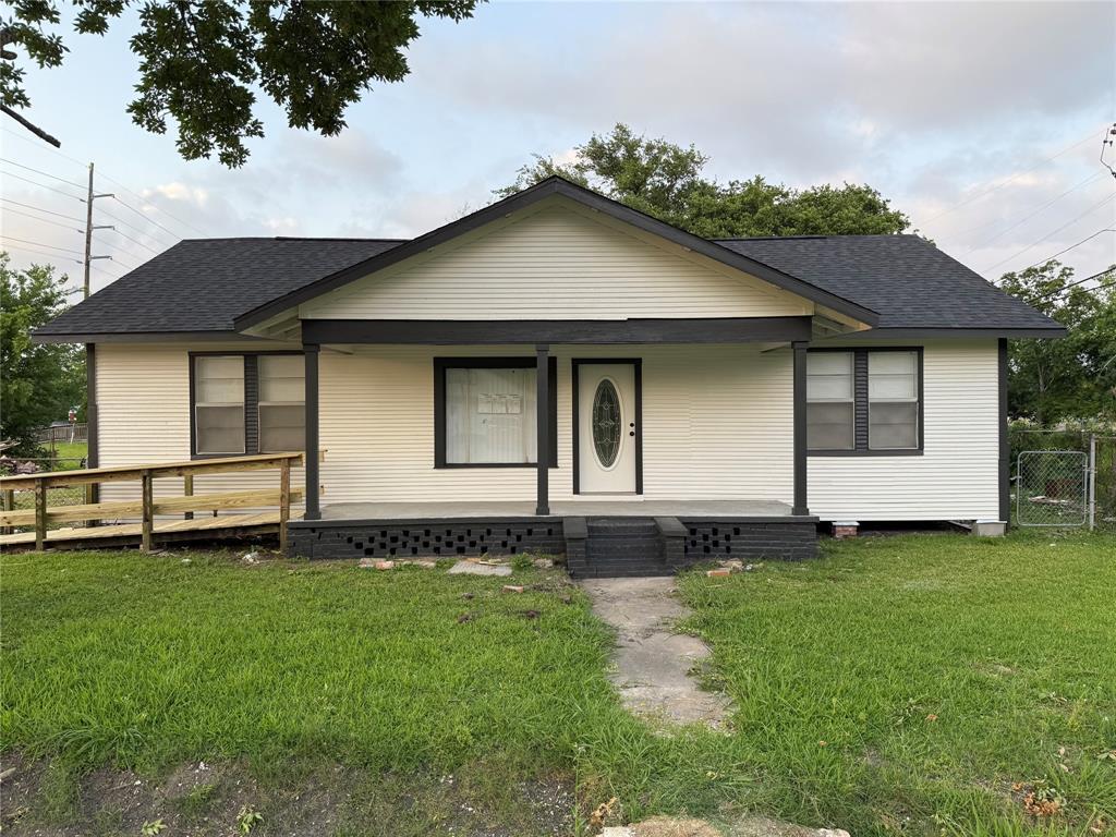 Foto principal - 1934 Austin Ave