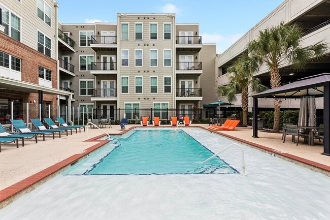 Photo - Delaneaux Apartments