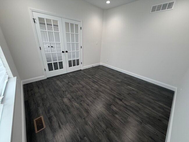 Foto del edificio - 156 Far Meadow Dr