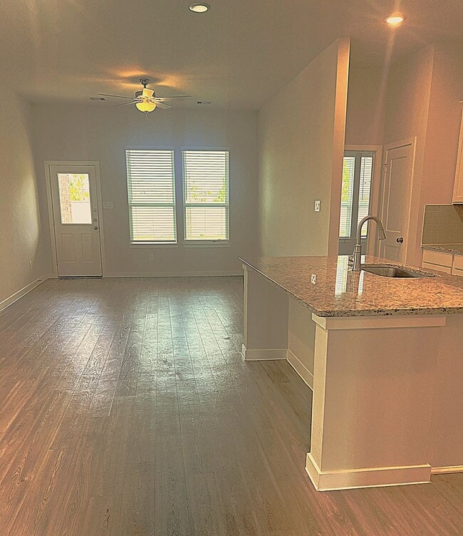 Foto del edificio - Like New in Bridgeland!!!