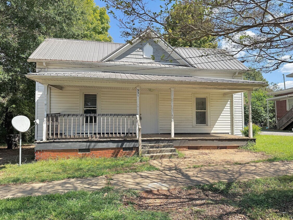 Foto principal - Statesville HWY 70 - 2BD/ 1 BA