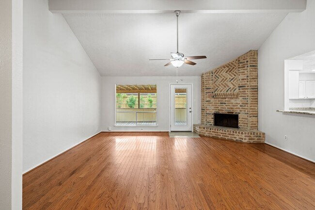 Foto del edificio - 4503 Pineville Ln