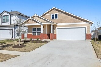 Building Photo - 441 Hortus Dr