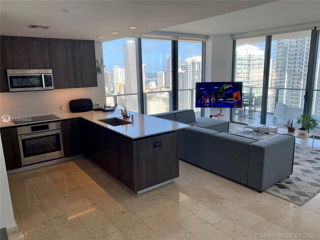 Foto del edificio - 88 SW 7th St