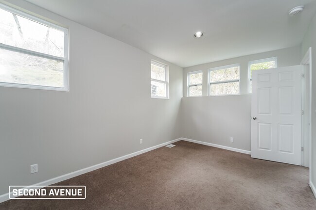 Foto del edificio - 1800 St Patrick St