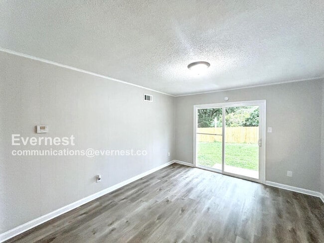 Building Photo - 8641 Kinard Cove