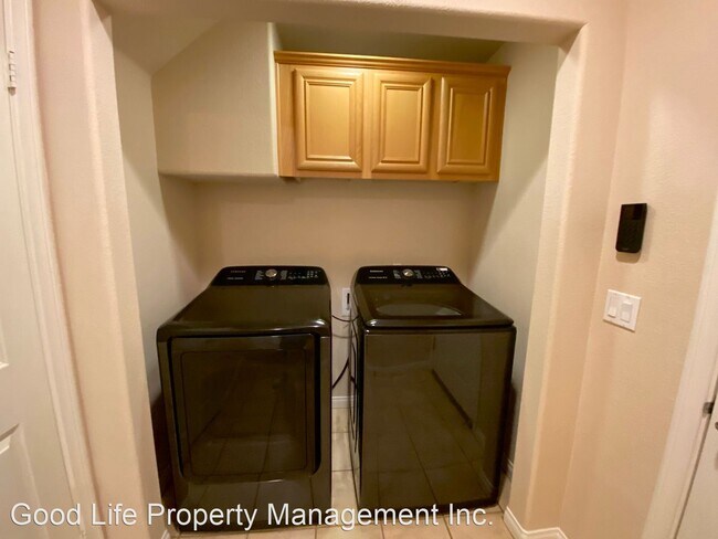 Foto del edificio - 2 br, 2.5 bath House - 3938 Iowa St