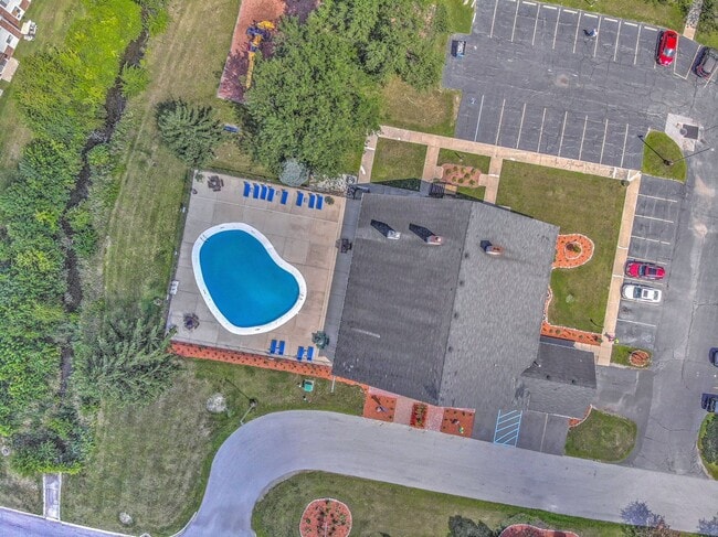 Clubhouse Aerial - Hidden Creek
