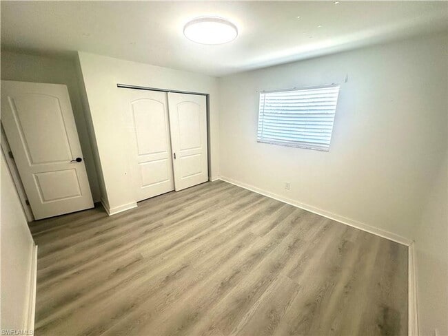Foto del edificio - 2/2 Condo close to downtown Bonita