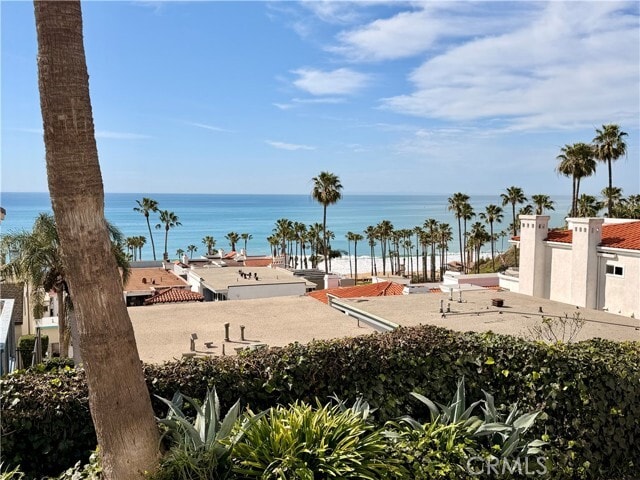 Building Photo - 420 Monterey Ln