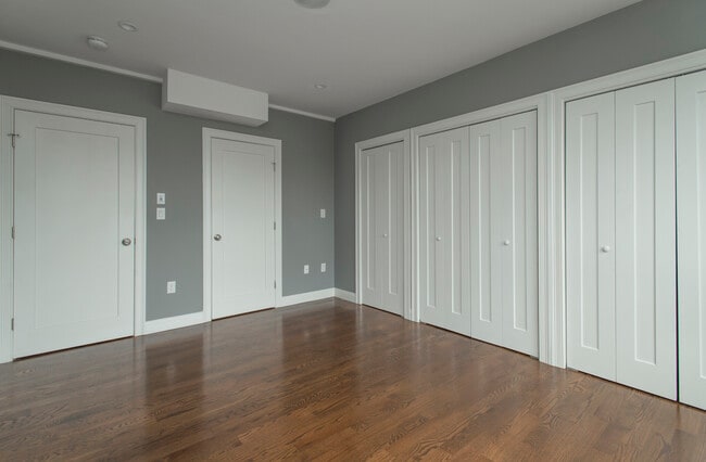 Building Photo - 303 D St