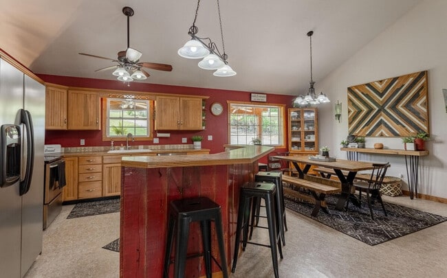 Building Photo - 2404 Victor Church Rd