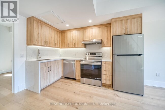 Building Photo - 72 Jones Ave