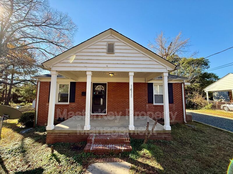 Foto principal - 1411 Hudson Ave