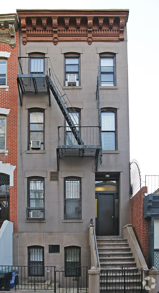 Foto del edificio - 139 Hoyt St
