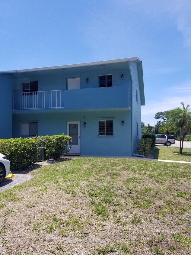 Primary Photo - 2440 SE Ocean Blvd