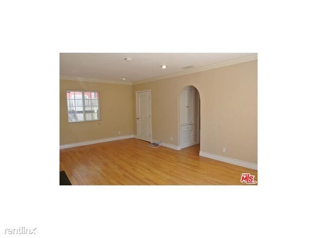 Foto del edificio - 746 N Sycamore Ave