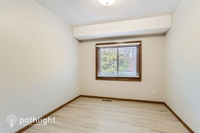 Building Photo - 16549 Imperial Cir