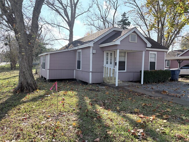 Foto del edificio - 608 E 4th St