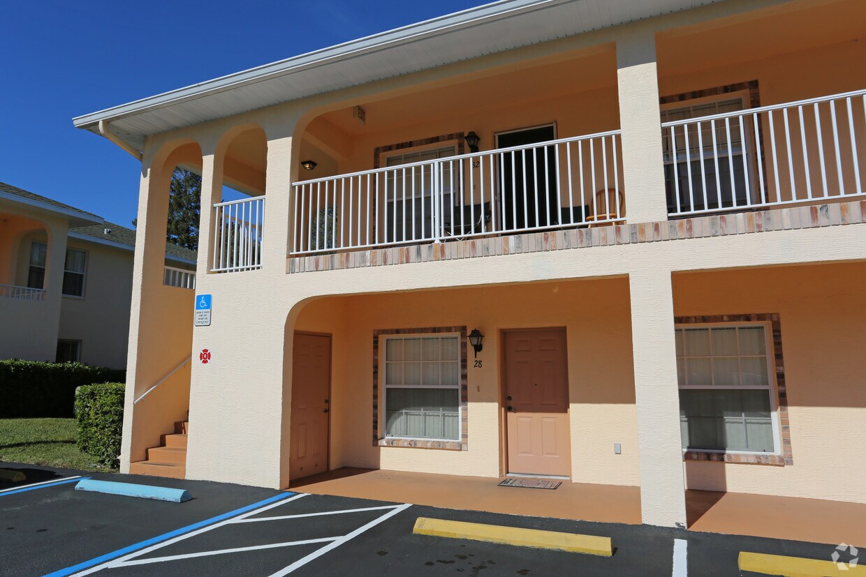 Foto del edificio - Port Apartments