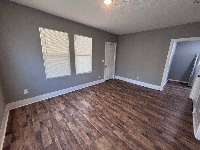 Foto del edificio - 1801 11th St