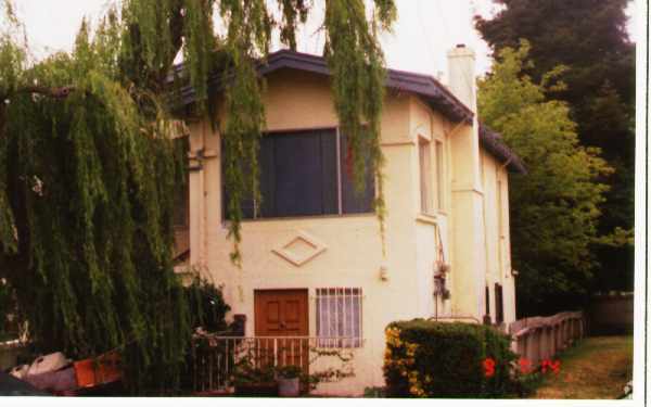 Building Photo - 2234 Browning St