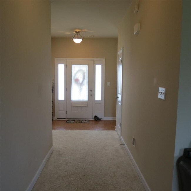 Foto del edificio - 107 Willoughby Ln