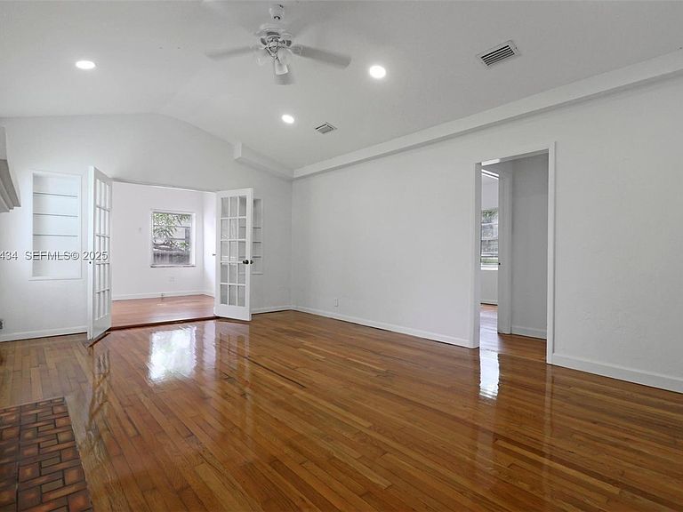 Foto del edificio - 4630 SW 13th Ter