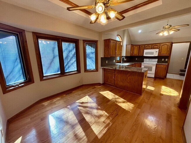 Foto del edificio - 16306 Lafayette Ave