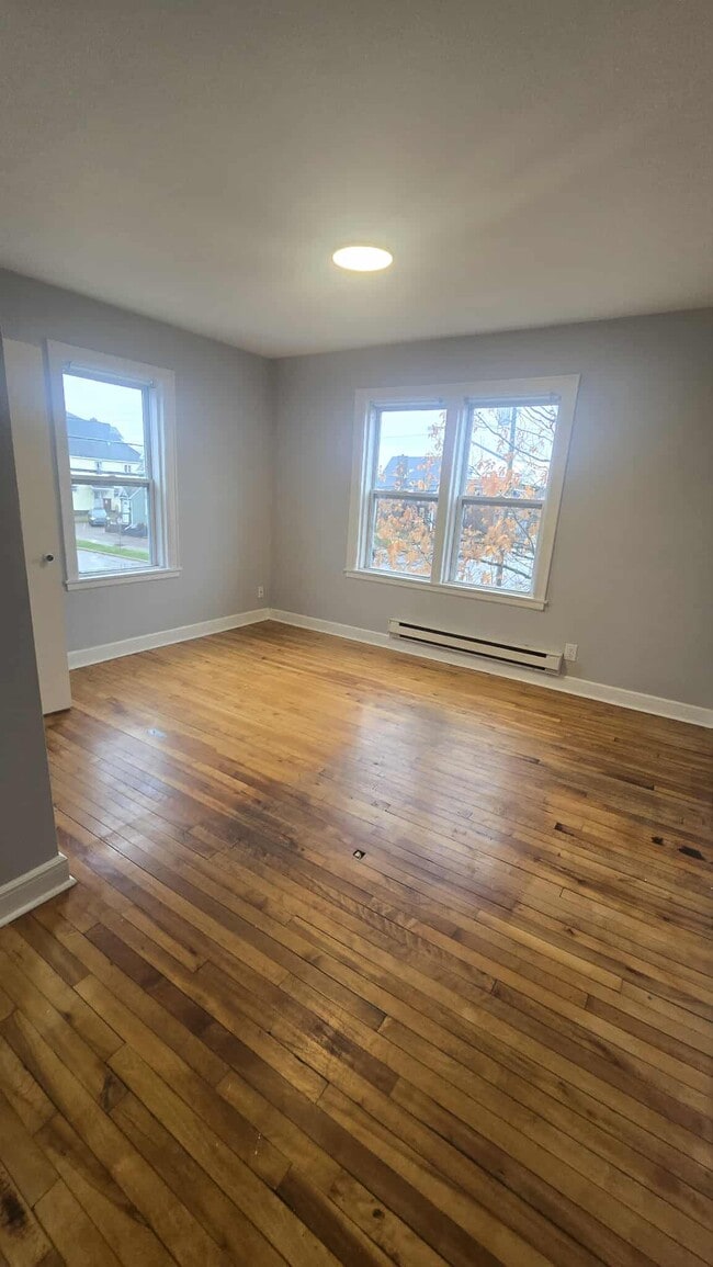 Building Photo - 56 Fleet St