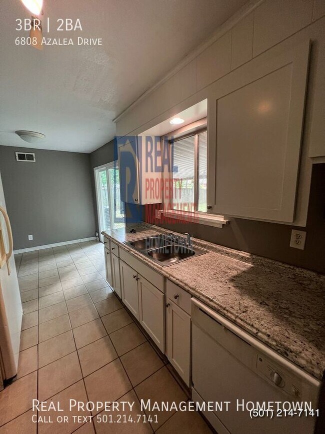 Foto del edificio - Newly Remodeled 3-bedroom 2-bath home in L...