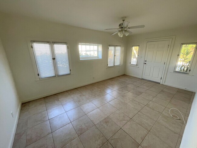 Building Photo - Downtown Home with Large Deck and OCEAN VI...