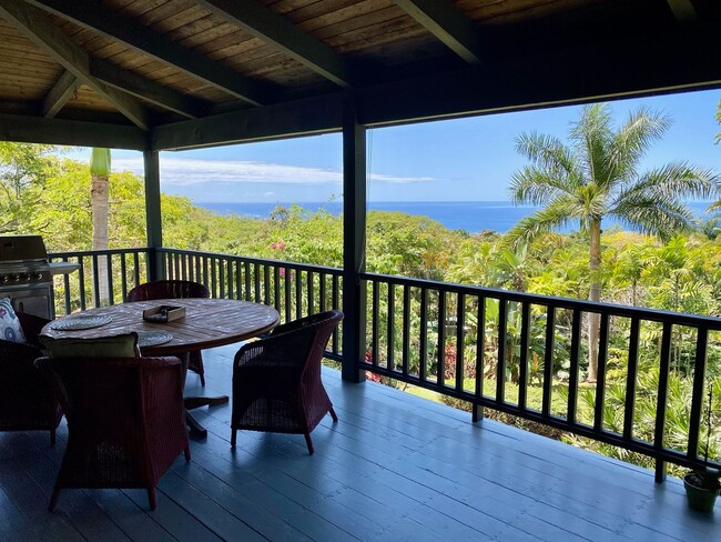 Building Photo - Beautiful Holualoa House 5 bed/ 4 bath