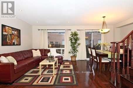 Photo du bâtiment - 26 MacGregor Ave