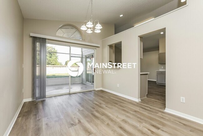 Building Photo - 3 Bedroom Pet-Friendly Home in EUSTIS, FL with Main Street Renewal