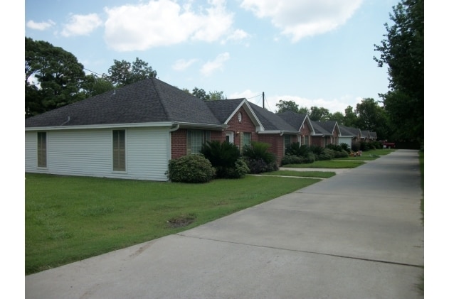 Primary Photo - 6834 Terrell St