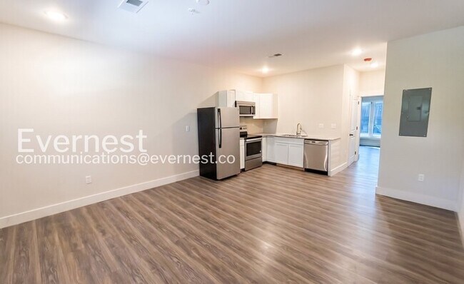 Foto del edificio - 5407 Hixson Pike