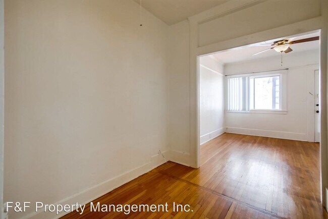 Foto del edificio - 2241-2271 Fourth Ave