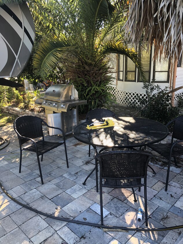 Private patio - 2092 Culbreath Rd