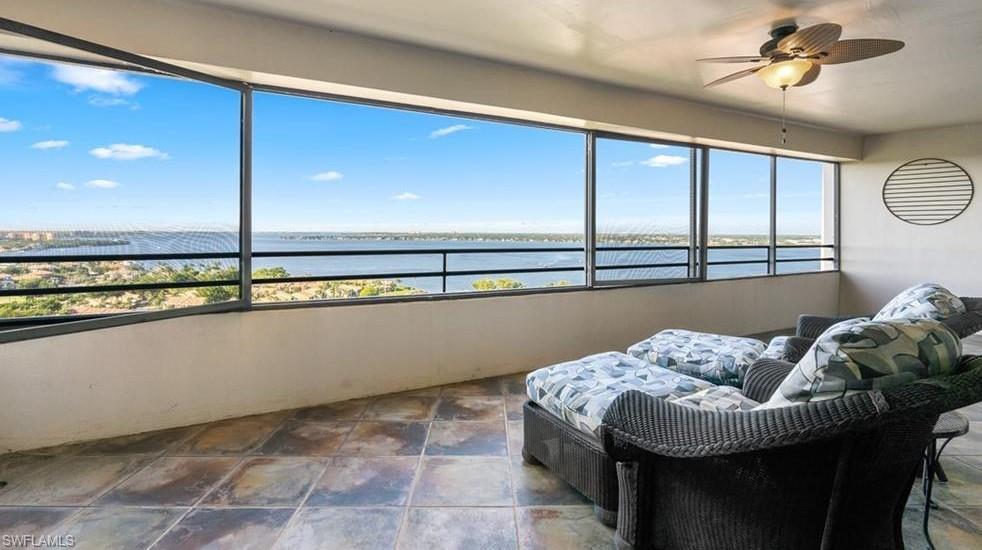 Foto principal - 5260 S Landings Dr