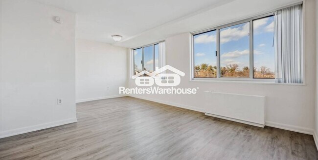 Foto del edificio - 10500 Rockville Pike