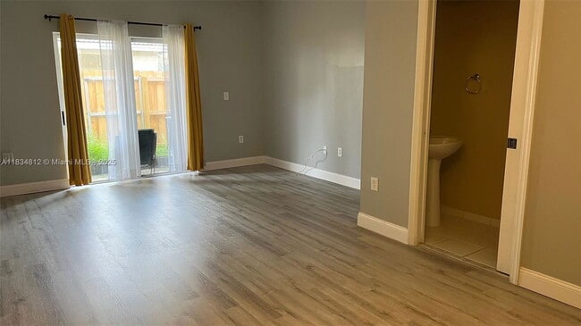 Foto del edificio - 2317 SE 24th Ave